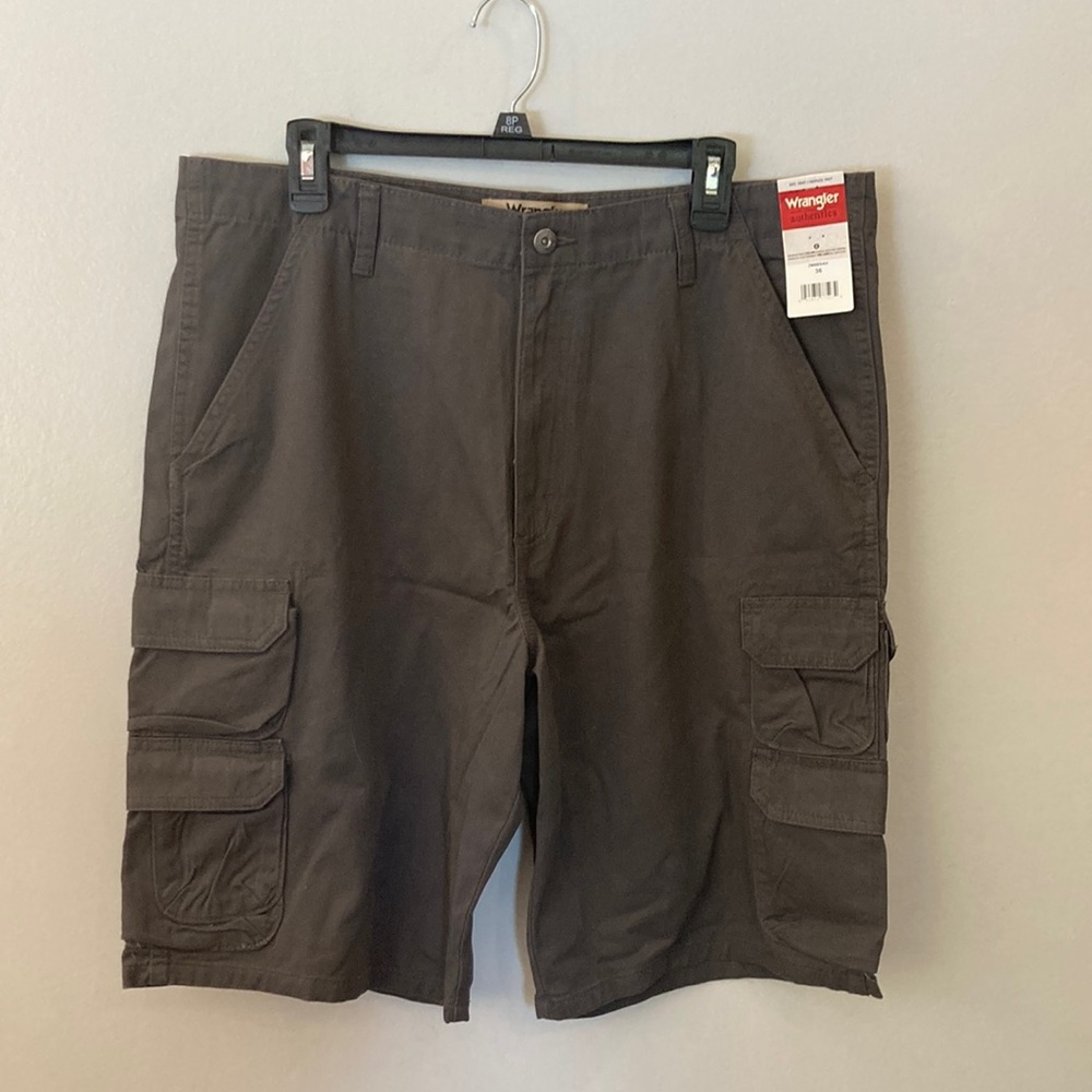 Wrangler cargo shorts mens